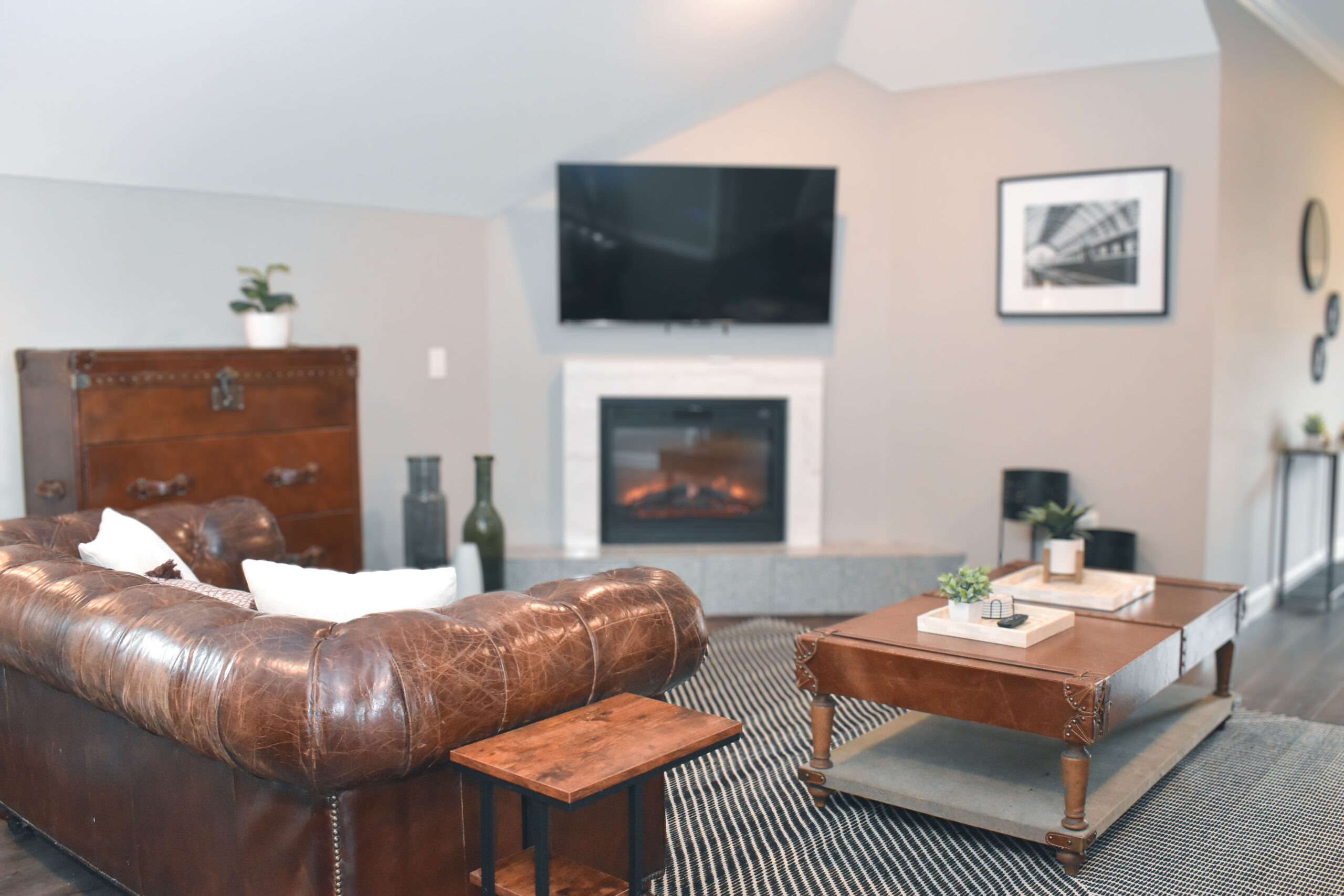 Fountaine Bleau Apartments https://fountainebleaumaumelle.com/wp-content/uploads/sites/36/2025/12/FBC53-scaled-1.jpg